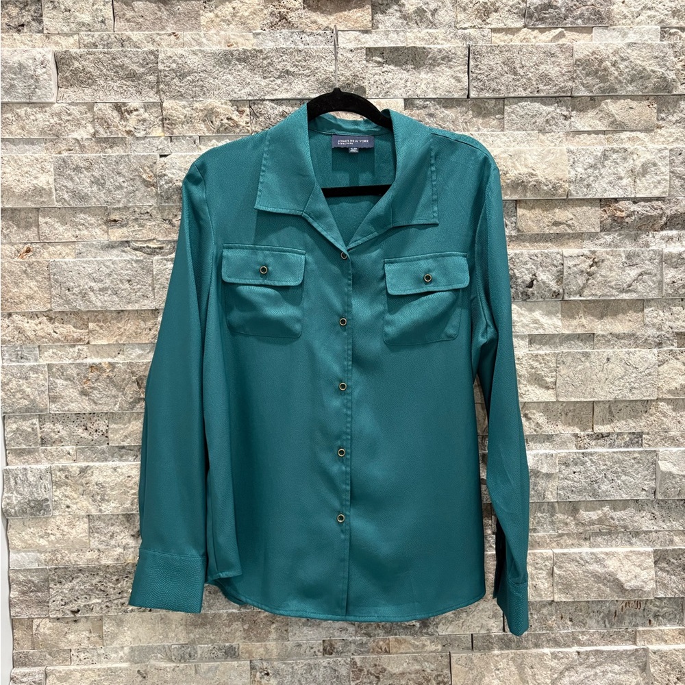 Jones New York Signature Teal Button Down Shirt
